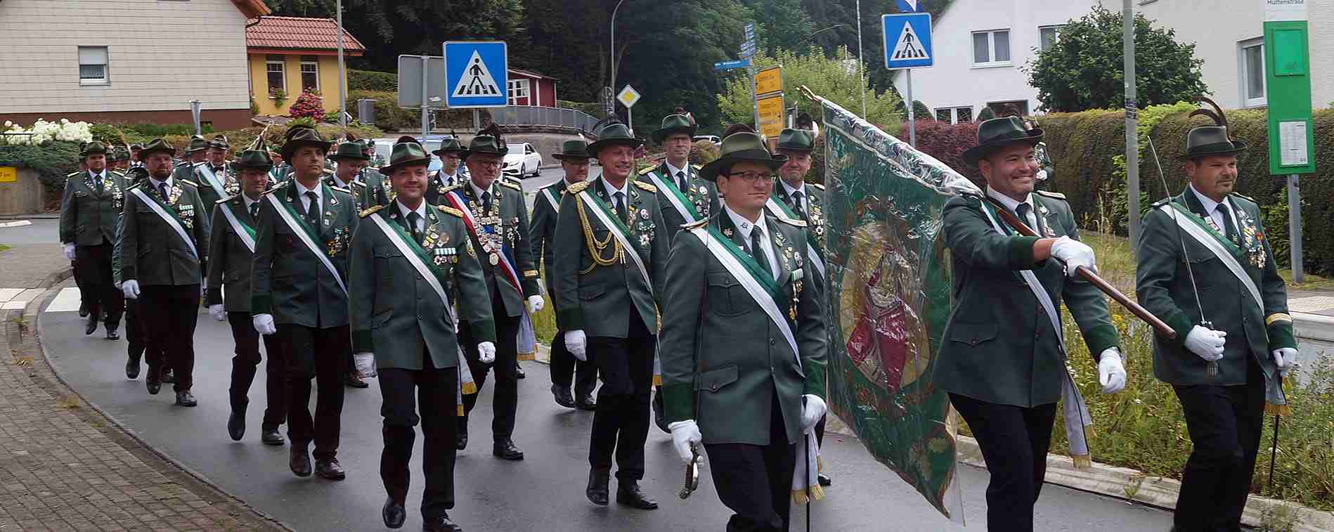 so Buke Marsch Internte